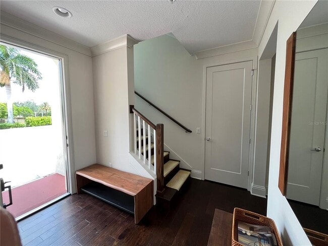 Building Photo - 1278 May Ln