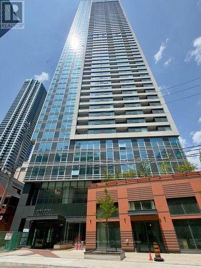 Building Photo - 609 Sherbourne St