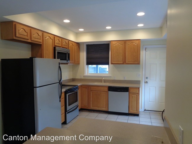 Foto del edificio - 3 br, 2 bath House - 800 Grundy St.