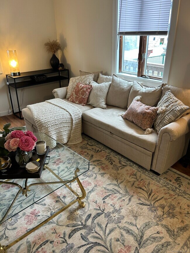 Foto del edificio - 53 Cooper Ave