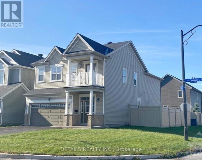 Building Photo - 439 Cavesson St