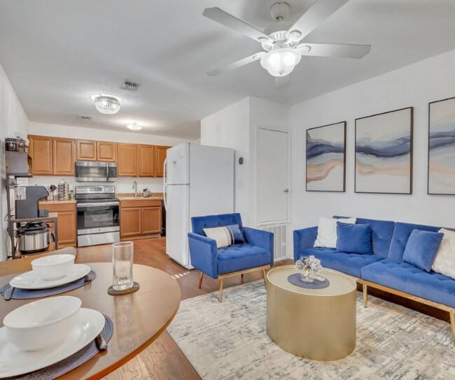 Foto del edificio - 5098 Jasmine Ave