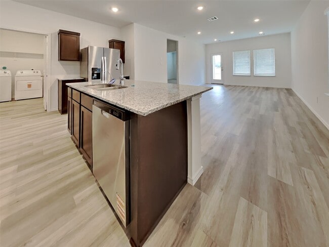 Building Photo - 23792 Patchouli Ter Dr