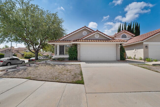 Building Photo - 26802 Live Oak Ct