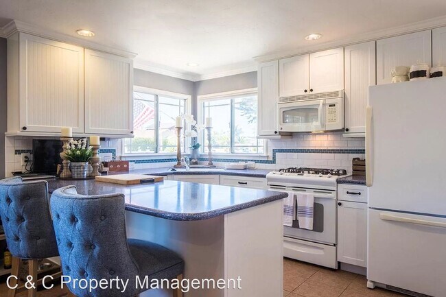 Foto del edificio - 3 br, 2 bath House - 550 Trinity Ave