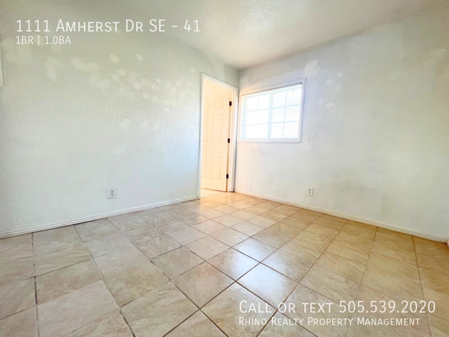 Foto del edificio - 1111 Amherst Dr SE