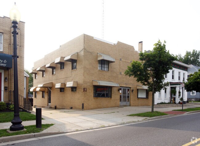 180 S Lincoln Ave, Salem, OH 44460 Apartments Salem, OH