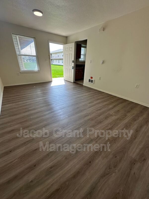 Foto del edificio - 1378 Curlew Dr