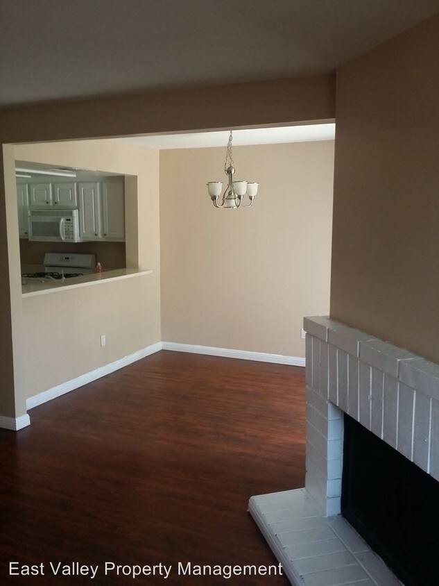 Primary Photo - 1025 N Tippecanoe Ave
