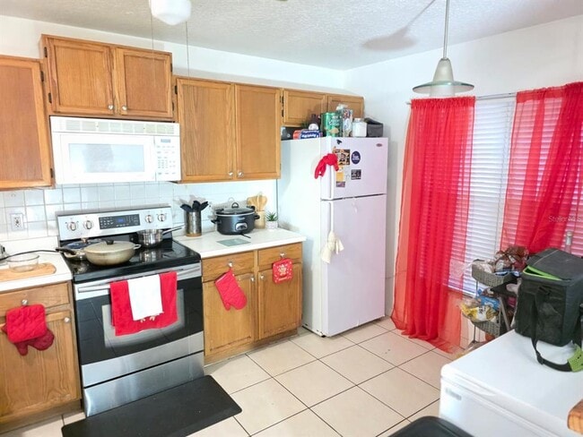 Foto del edificio - 2358 Water View Loop