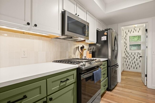 Foto del edificio - 11011 Jordan Ln