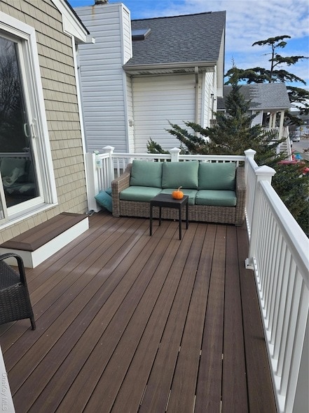 Foto del edificio - 359 E Pine St