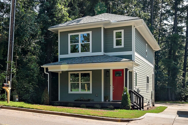 Foto del edificio - 1721 Crest Rd