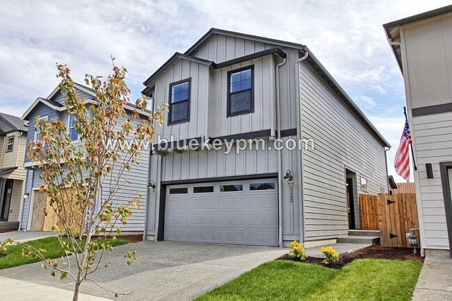 Building Photo - 3 Bed, 2.5 Bath Home in Ridgefield's  McCormick Creek Subdivision