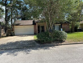 Building Photo - 707 Toby Ln