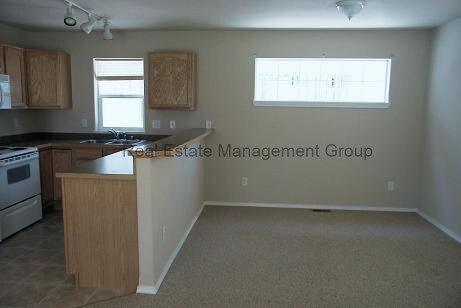 Building Photo - 2121 Livingston Ave