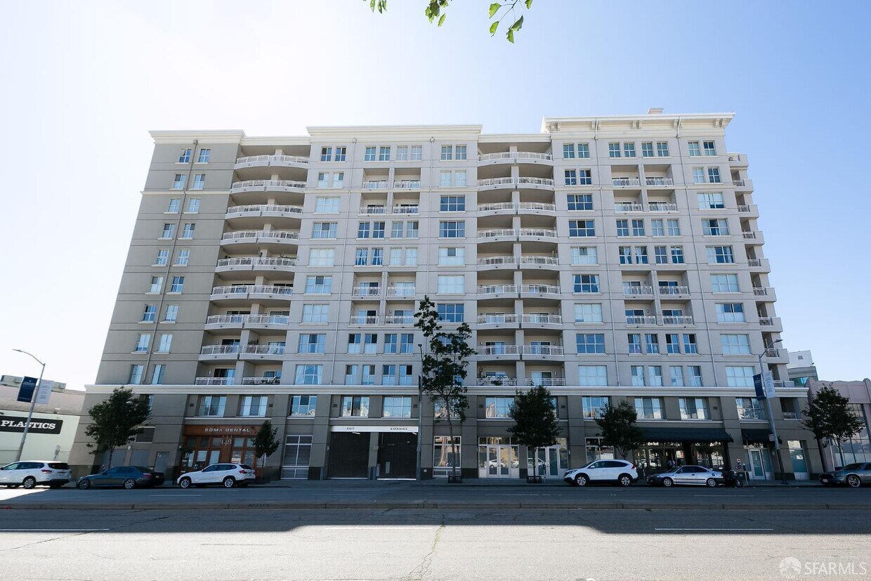 Foto principal - 140 Van Ness Ave