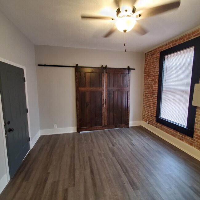 Sala de estar - 1213 N Wells St
