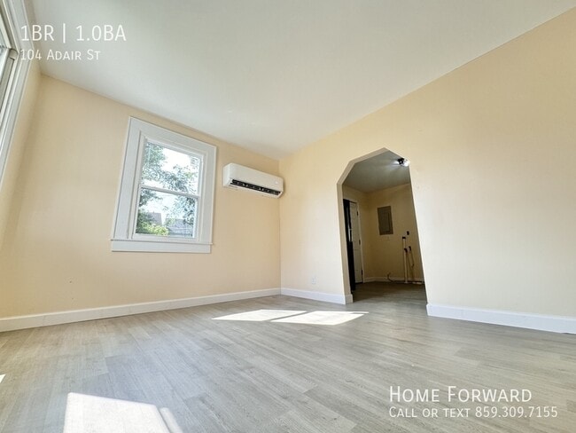 Building Photo - 104 Adair St