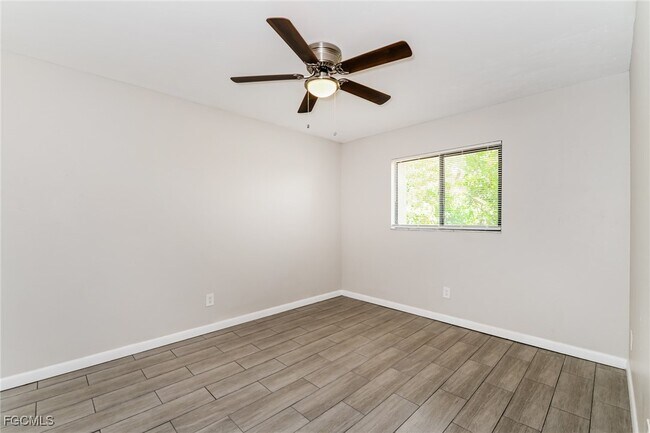 Foto del edificio - 3604 SW 6th Ave