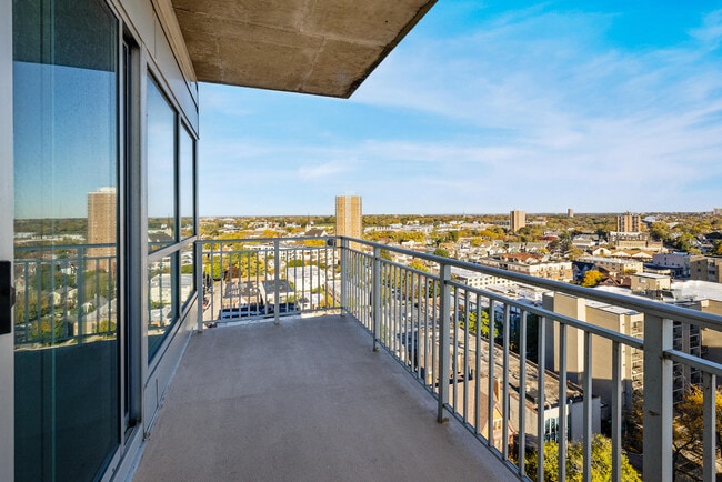 Foto del edificio - 1522 N Prospect Ave