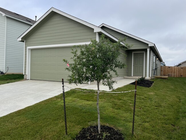 Building Photo - 13819 Llama Pl