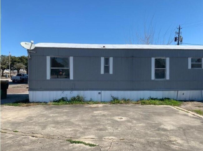 Building Photo - 3402 Minnesota St