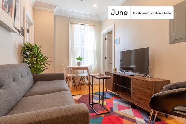 Foto del edificio - Room in Shared 3 bed/1 bath home