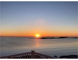 Foto del edificio - 16 Gunrock Ave