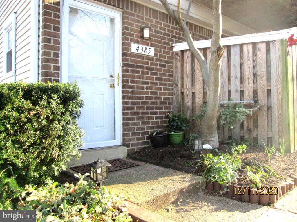 4385 Pembrook Village Dr, Alexandria, VA 22309 Townhome Rentals in