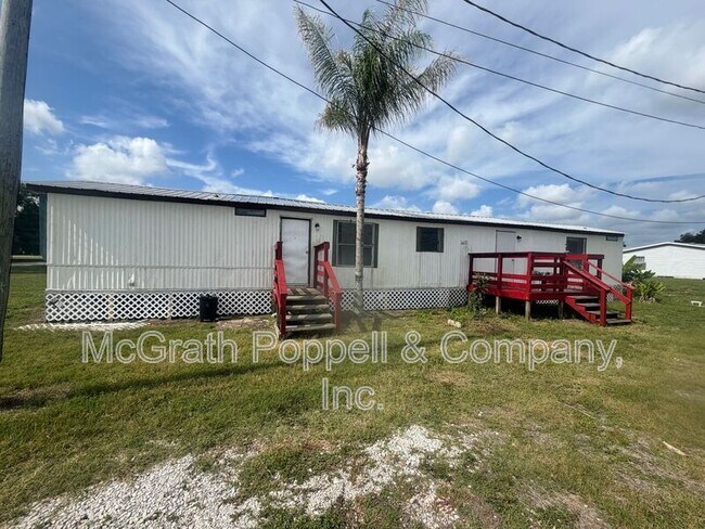 Foto del edificio - 7229 Halima Rd