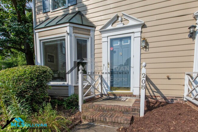 Building Photo - 208 Standish Dr