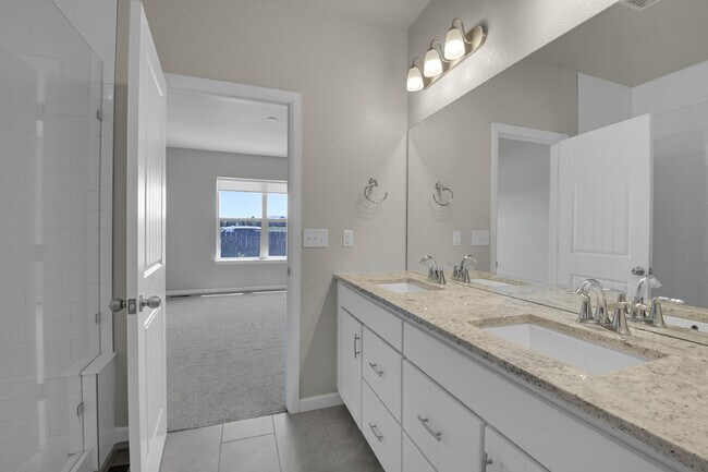 Building Photo - $3,195.00 - 4 Bedrooms, 2 Bathroom, Single...