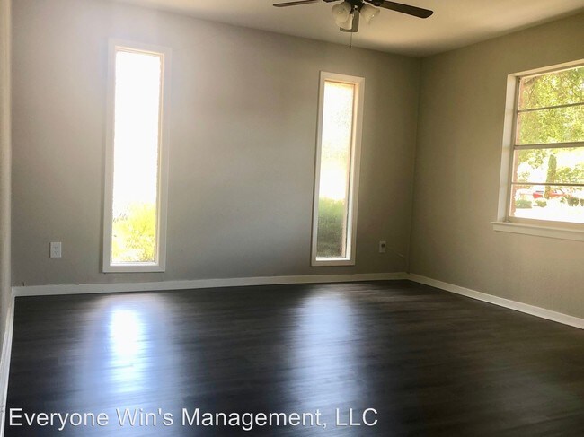 Building Photo - 4 br, 2 bath House - 1530 Bryant Street