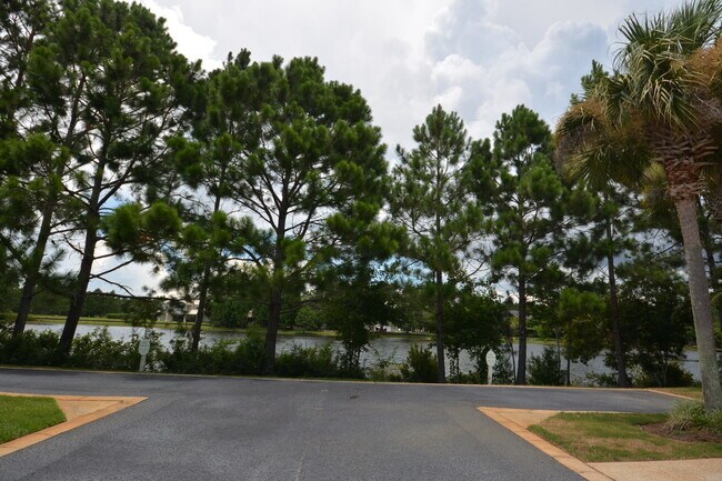 Building Photo - Escada large 2 story townhouse with fireplace, vaulted ceilings, master suite, 2 car garage, comm...