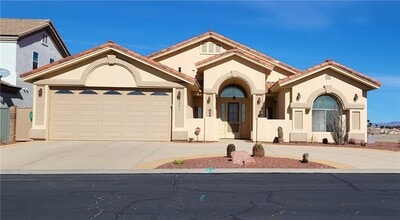 Building Photo - 6301 Vista Laguna Dr