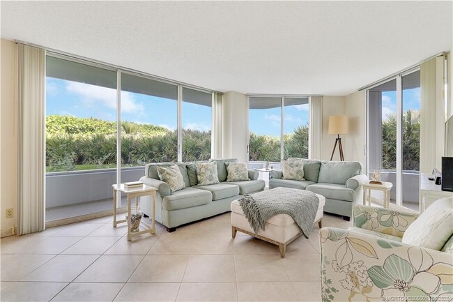 Foto del edificio - 9600 S Ocean Dr