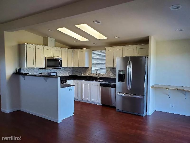 Building Photo - 2 br, 2 bath House - 170 W Cliff Dr