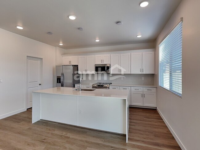 Foto del edificio - 12627 W Flynn Ln