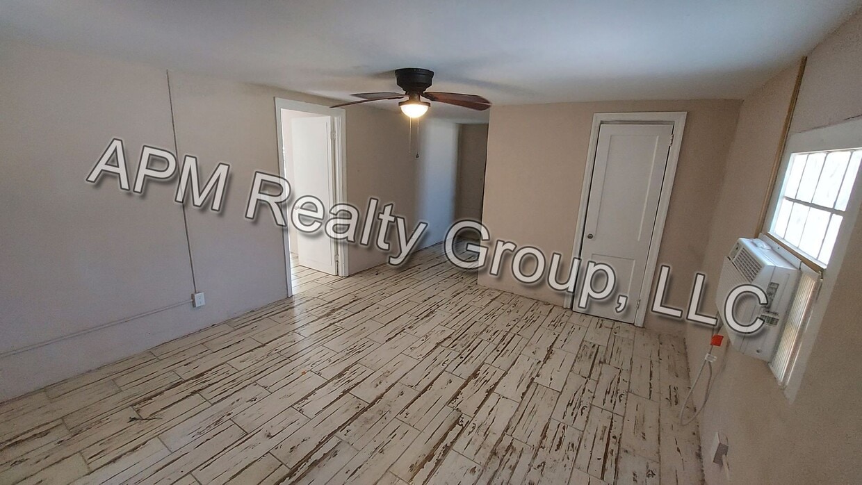 Building Photo - Updated West Columbia Apartment