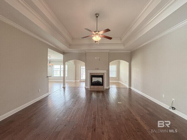 Foto del edificio - 24119 Weatherbee Park Dr