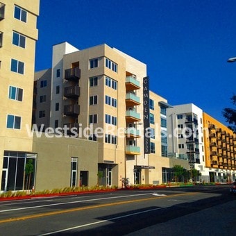 Primary Photo - 3900 San Fernando Rd
