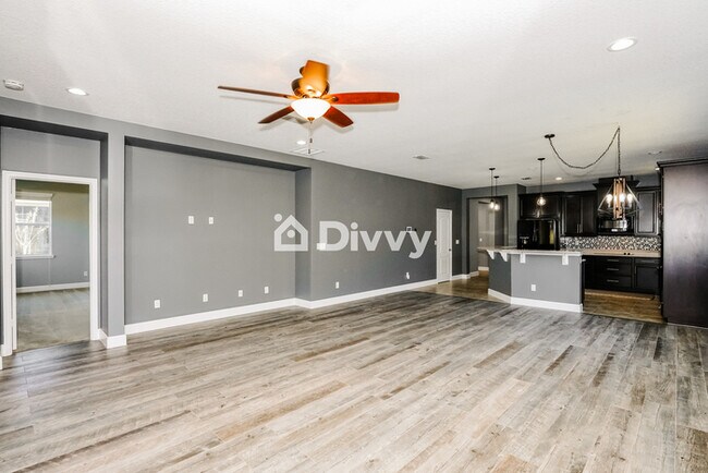 Building Photo - 413 Grande Sunningdale Loop, Daytona Beach...