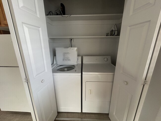 Foto del edificio - 15 Fairway Dr