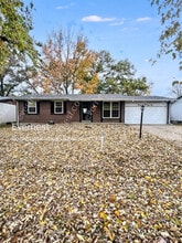 Building Photo - 2931 Oriental Dr