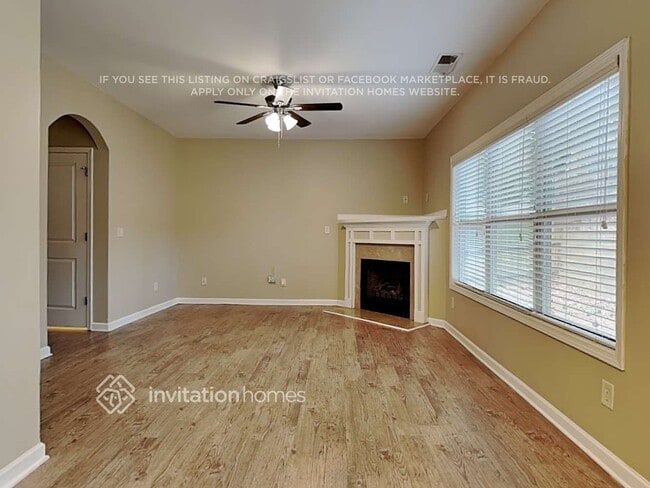 Foto del edificio - 225 Bethany Manor Ct