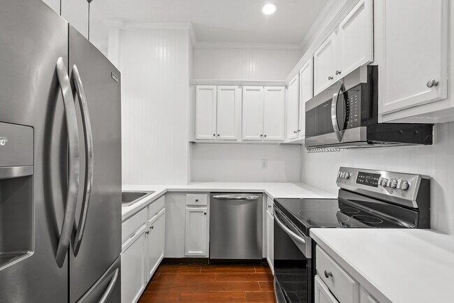 Foto del edificio - 235 6th St NW