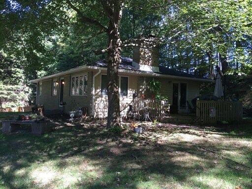 Primary Photo - 690 Pearce Mill Rd