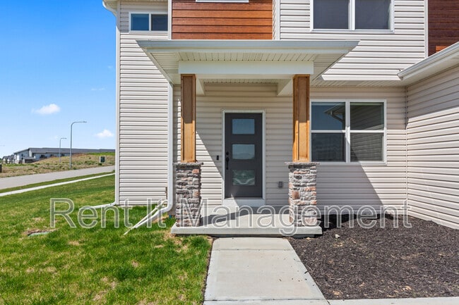 Building Photo - 6910 Stony Pt Dr