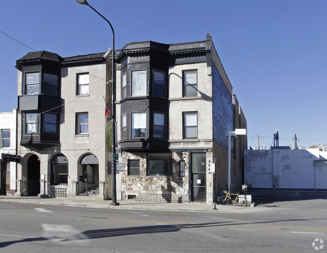 3544 North Halsted Apartments Apartments in Chicago, IL